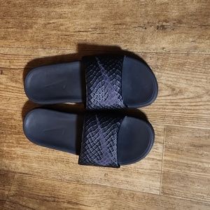 Men Nike Slides